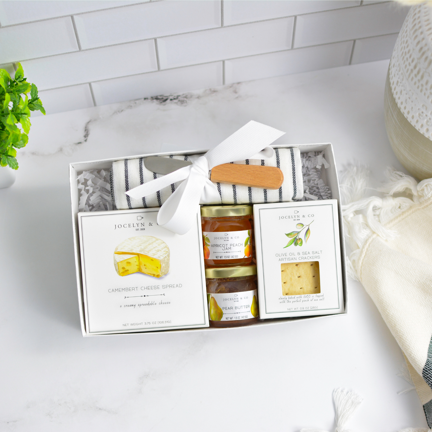 Camembert Afternoon Snack Gift Box